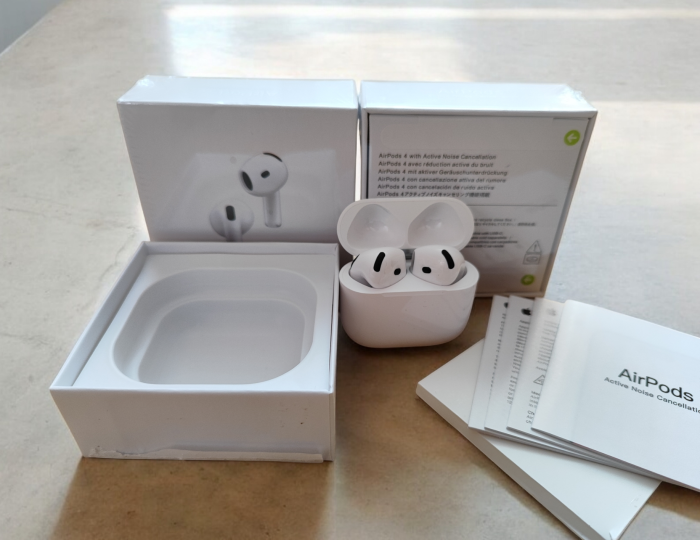 Наушники AirPods 4 Active Noise Cancellation